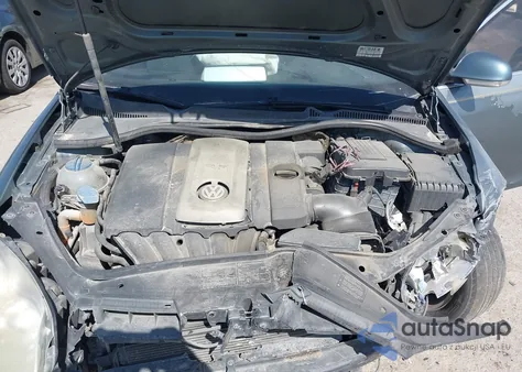 2006 Volkswagen Jetta 2.5 from USA, damaged, VIN 3VWRF71K46M684181